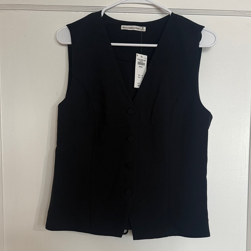 Abercrombie & Fitch Black Sleeveless Vest